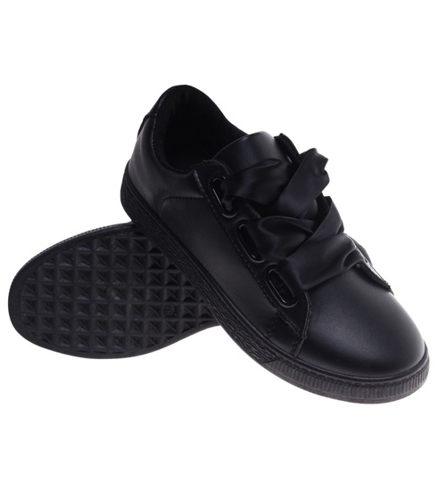 Czarne sznurowane trampki damskie ost495