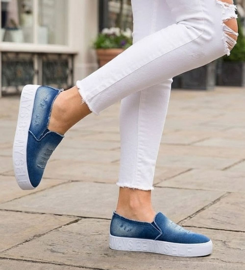 Wsuwane granatowe trampki na platformie /G8-3 18080 T18-5/