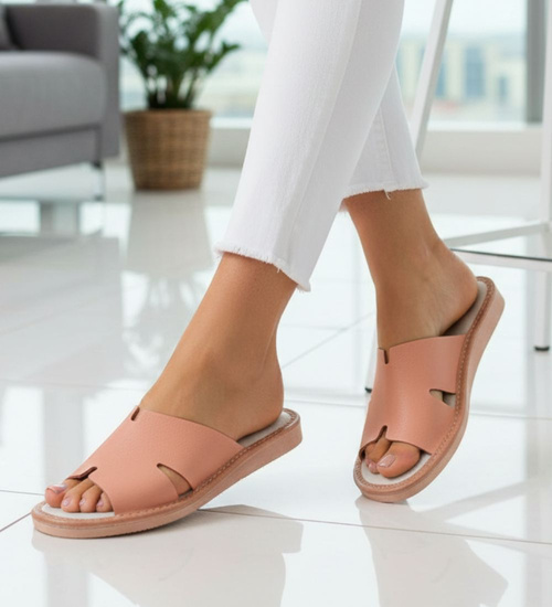 Skórzane domowe klapki kapcie /E4-1 12934 S194/