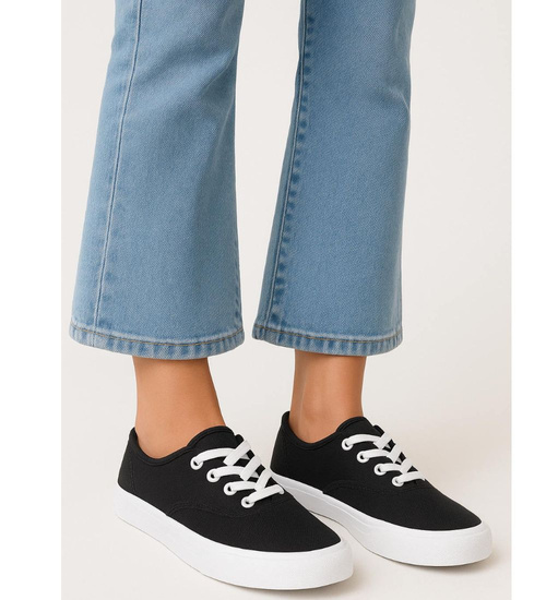 Czarne sznurowane tenisówki damskie z tkaniny /E4-1 15983 G152/