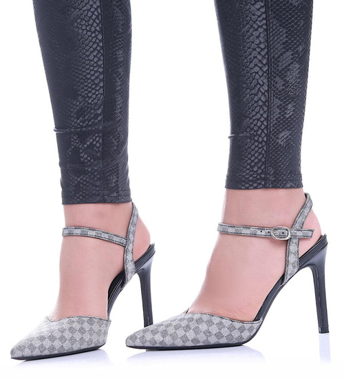 Czarne czółenka szpilki z paseczkiem /F1-3 17147 G231/