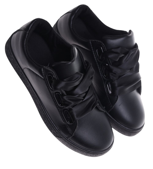 Czarne sznurowane trampki damskie ost495