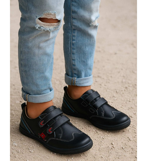 Chłopięce półbuty na rzepy Czarne /G7-2 18127 T282/