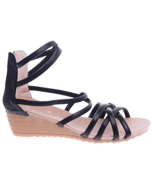 Czarne sandały na niskim koturnie /F7-2 14192 T296/