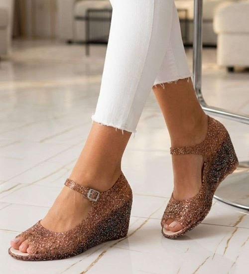 Plażowe sandały meliski na koturnie Brązowe /H2 14570 T890/