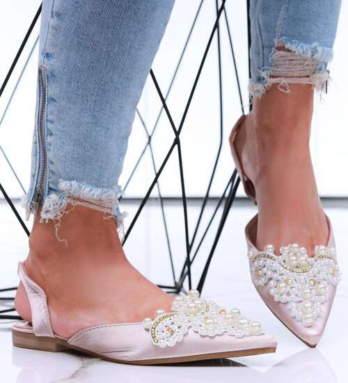 Beżowe płaskie sandały z perełkami /A10-2 16365 G079/