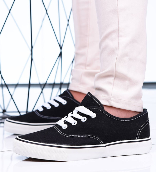 Czarne niskie tenisówki damskie z tkaniny /C1-3 15975  G152/