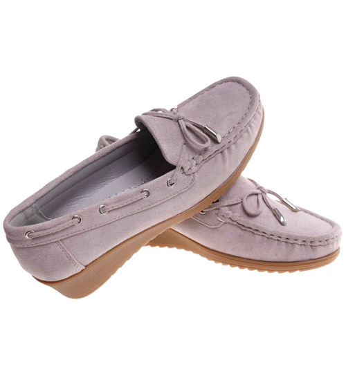 Fioletowe czółenka na niskim koturnie /B5-2 18219 W233/