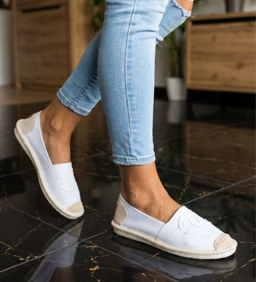 Materiałowe białe półbuty espadryle /E6-2 18724 T283/