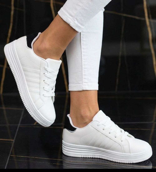 Białe buty trampki damskie na niskiej platformie /A6-2 18659 T2/