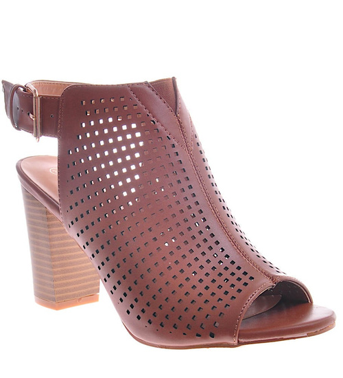 Brązowe sandały damskie na obcasie /E5-2 11911 T492/