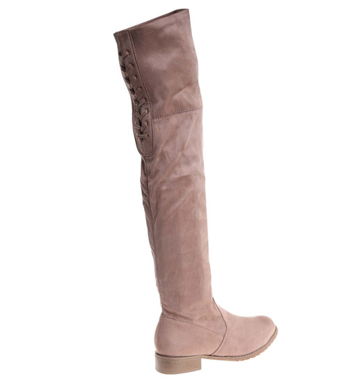 Beżowe kozaki muszkieterki na płaskim obcasie /E1-2 18602 G366/