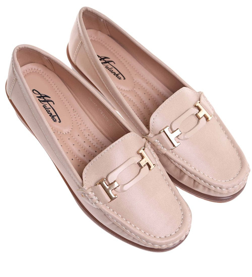 Beżowe czółenka na niskim koturnie /F8-2 18091 T287/