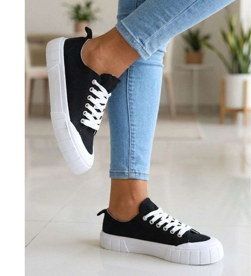 Czarne niskie trampki damskie z tkaniny /D3-1 15968  G157/