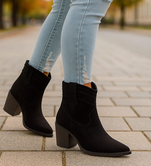 Czarne botki kowbojki na słupku /A3-2 18214 W427/