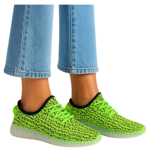 Zielone lekkie wsuwane buty sportowe /E2-3 13204 T192/