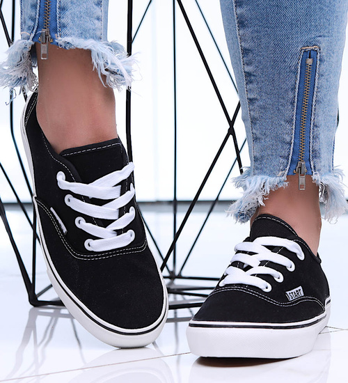 Czarne niskie tenisówki damskie z tkaniny /A6-2 15976  G157/