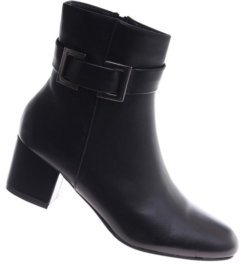 Czarne botki damskie na obcasie słupku /C2-2 18443 W222/