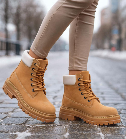 Karmelowe botki trapery /A1-1 18554 W2/