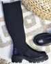 Czarne kozaki damskie na platformie z elastyczną cholewką / A1-2 15309 T792/