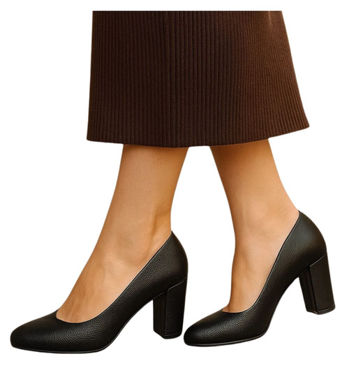 Czarne czółenka na słupku / H2 D8-2 17749 G157/