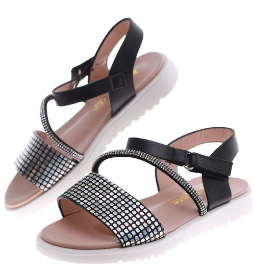 Dziewczęce błyszczące czarne sandałki na rzepy /G9-2 16421 T381/