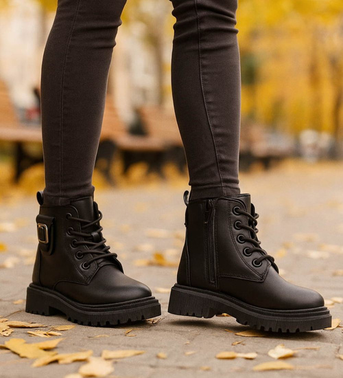 Dziewczęce sznurowane botki trapery ocieplane /B5-3 18461 T294/