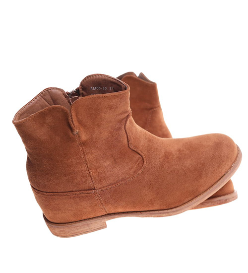 Karmelowe botki damskie na niskim koturnie /i5-3 H2 18425 T288/