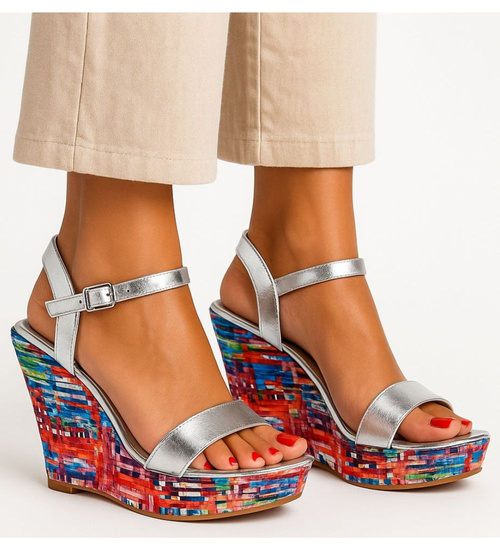 Srebrne sandały damskie na koturnie i platformie /F5-1 15687 T182/