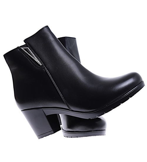 Damskie czarne botki na niskim obcasie /F1-3 15249 T592/