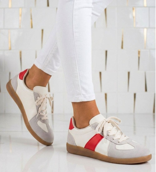 Wiązane snekaersy damskie białe wygodne /A3-3 18715 T177/