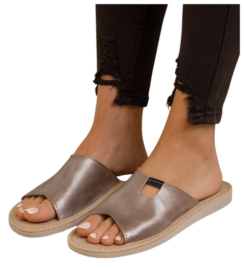 Odkryte kapcie damskie Złote /F4-1 17649 S165/