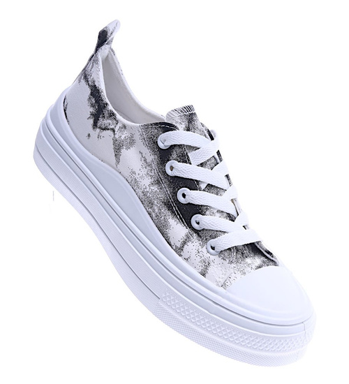 Sznurowane trampki damskie na wysokiej podeszwie /D7-2 13769 S197/