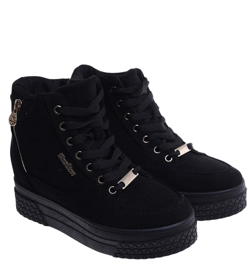 Czarne zamszowe sneakersy na koturnie i platformie /G4-3 15506 T634/