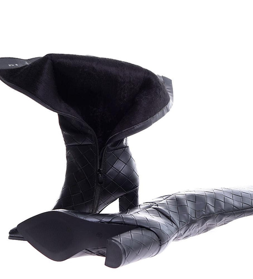 Czarne lekko ocieplone kozaki na słupku /D5-1 15183 T389/