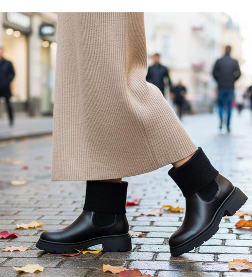 Czarne wsuwane botki zimowe /E7-1 18543 G381/