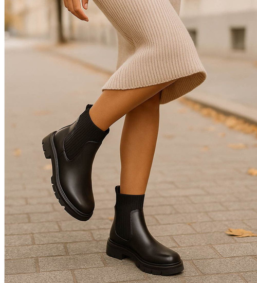 Czarne elastyczne dziewczęce botki ocieplane /E6-2 18339 T3/