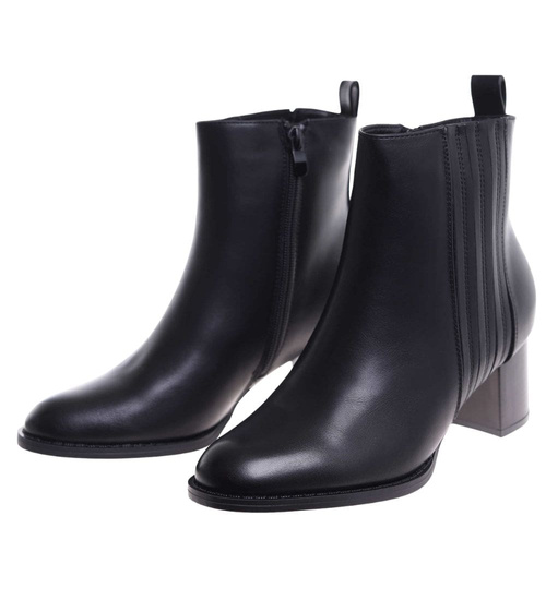 Czarne botki na niskim obcasie /G3-3 18403 W385/