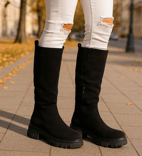  Czarne zamszowe kozaki na platformie /E1-2 18261 W385/