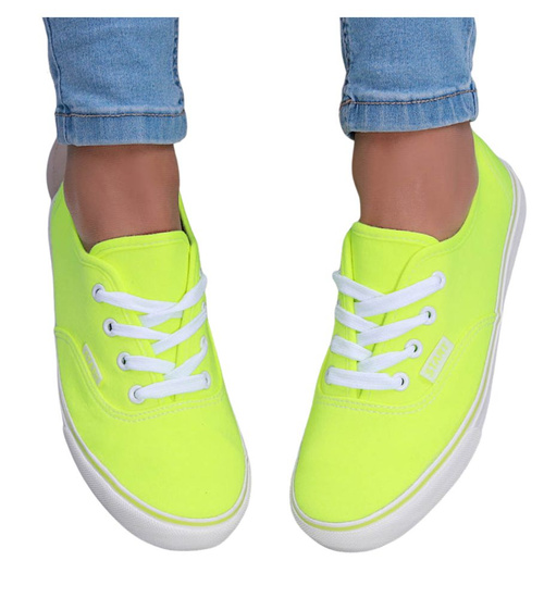 Jasno zielone niskie tenisówki damskie z tkaniny /G13-2 16191 G152/