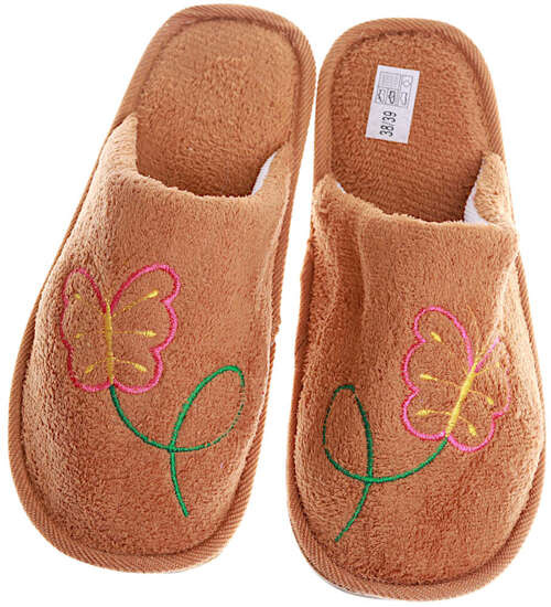 Pluszowe brązowe kapcie damskie z haftem /C6-1 15948 S4-5/ Pluszowe brązowe kapcie damskie z haftem /C6-1 15948 S4-5/