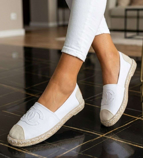 Materiałowe białe półbuty espadryle /E6-2 18724 T283/