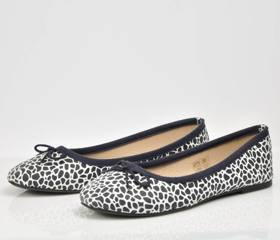 Balerinki w panterkę z kokardką GRANATOWE /G2-2 2999 S191/