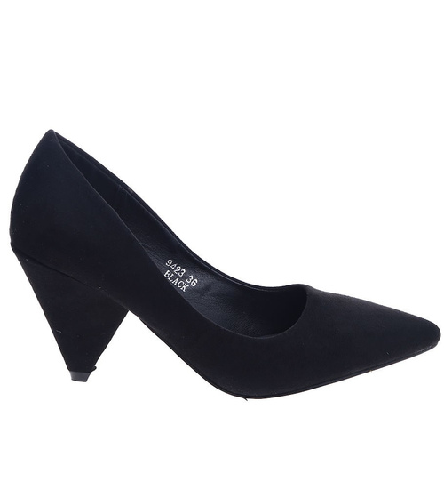 Czarne czółenka na niskim obcasie /F2-3 13668 T242/