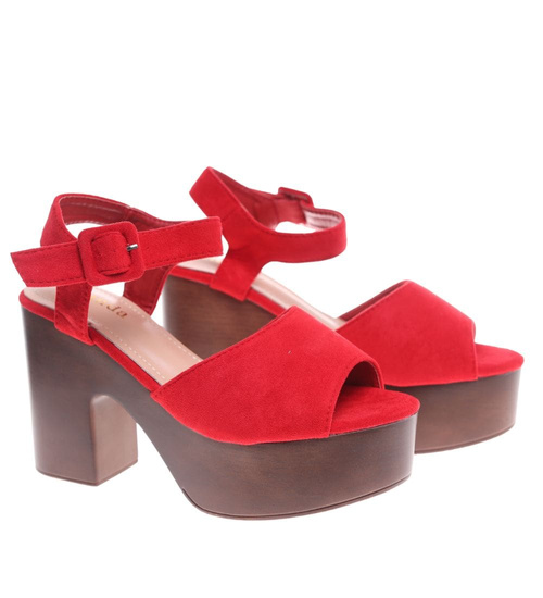 Czerwone damskie sandały na platformie /G6-3 13105 T192/