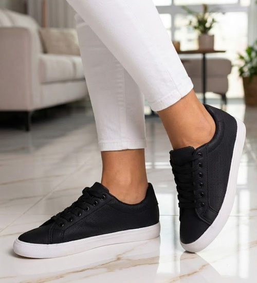 Czarne trampki damskie sznurowane /C6-2 12314 S197/