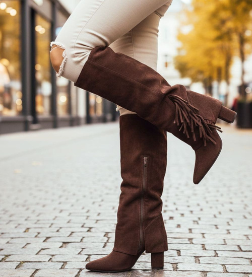 Czekoladowe kozaki boho do kolan na obcasie /F2-118586 G688/
