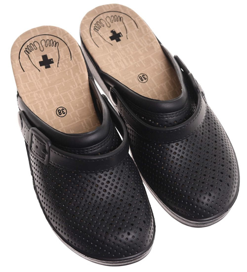 Czarne kryte ażurowe klapki damskie /F6-1 17908 T189