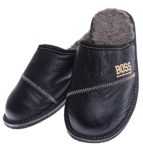 Ocieplane skórzane kryte klapki domowe BOSS Czarne /E8-1 15383 S199/