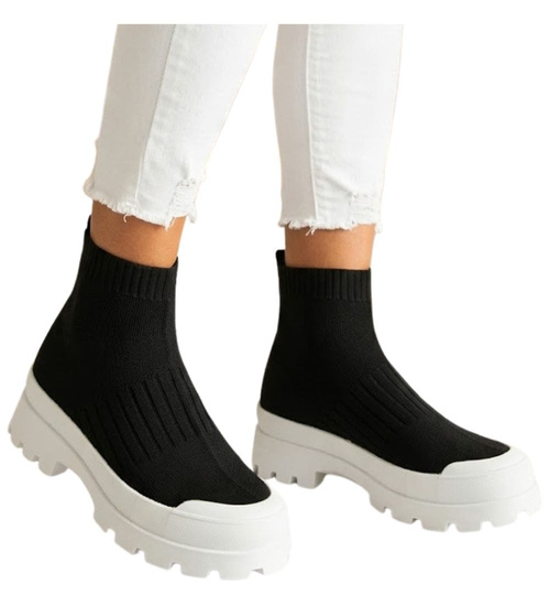 Wiosenne czarne botki na platformie /G3-3 15700 T144/